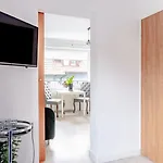 Blizniak 2 - - Blisko Plazy - Bufet Sniadaniowy W Cenie! Homestay szállás Karwia