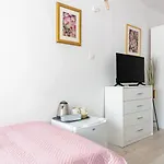 Blizniak 2 - - Blisko Plazy - Bufet Sniadaniowy W Cenie! Homestay szállás Karwia