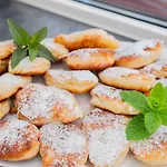 Blizniak 2 - - Blisko Plazy - Bufet Sniadaniowy W Cenie! Homestay szállás Karwia