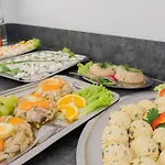 Blizniak 2 - - Blisko Plazy - Bufet Sniadaniowy W Cenie! * Karwia