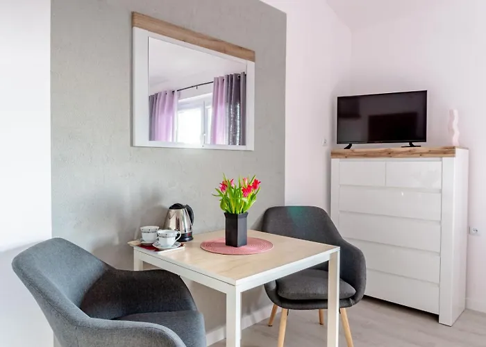 Blizniak 2 - - Blisko Plazy - Bufet Sniadaniowy W Cenie! * Karwia