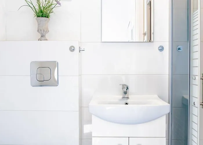 Blizniak 2 - - Blisko Plazy - Bufet Sniadaniowy W Cenie! * Karwia