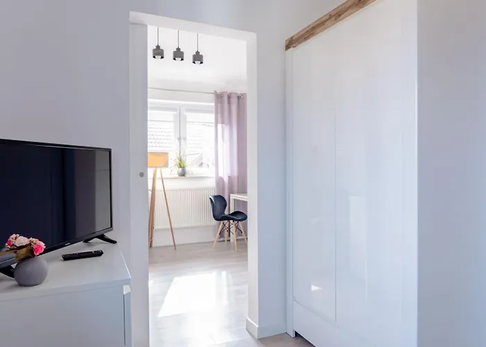 Blizniak 2 - - Blisko Plazy - Bufet Sniadaniowy W Cenie! * Karwia