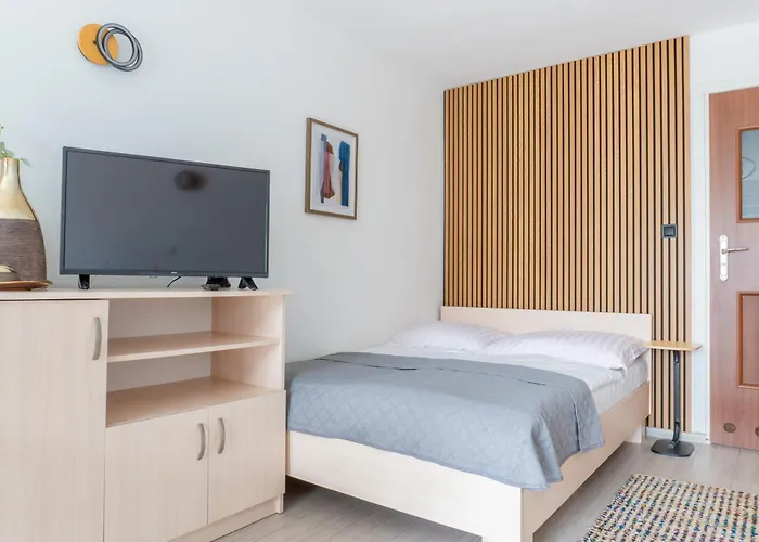 Blizniak 2 - - Blisko Plazy - Bufet Sniadaniowy W Cenie! * Karwia